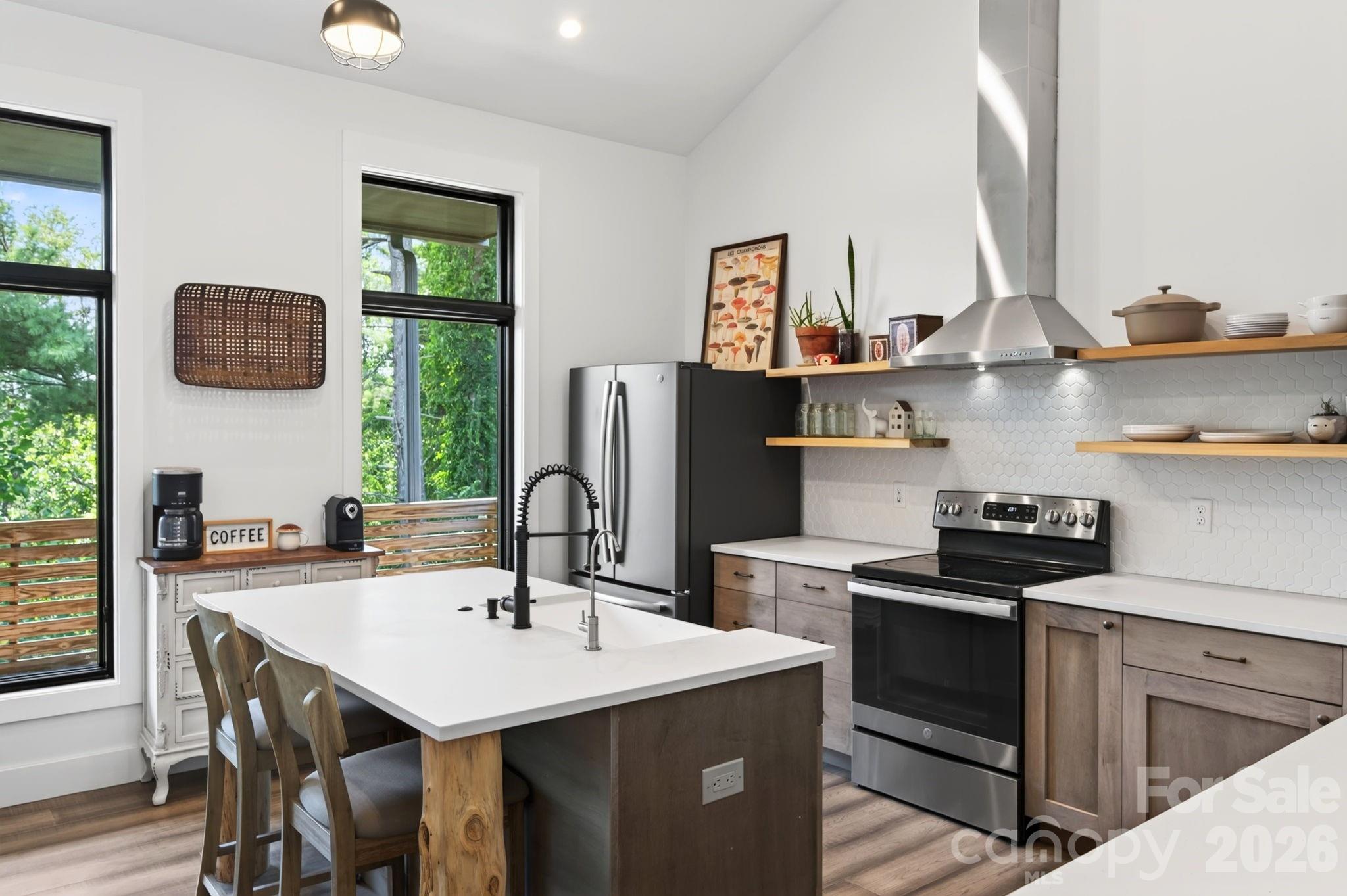 40 Malvern Walk — Asheville