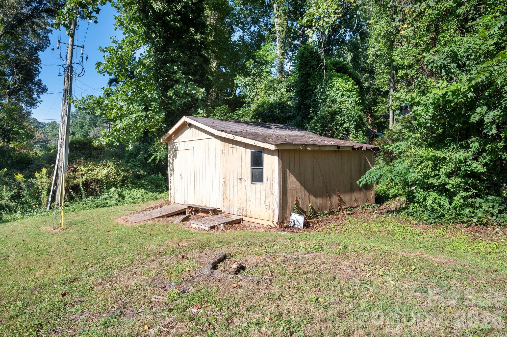 2 Independence Boulevard — Asheville