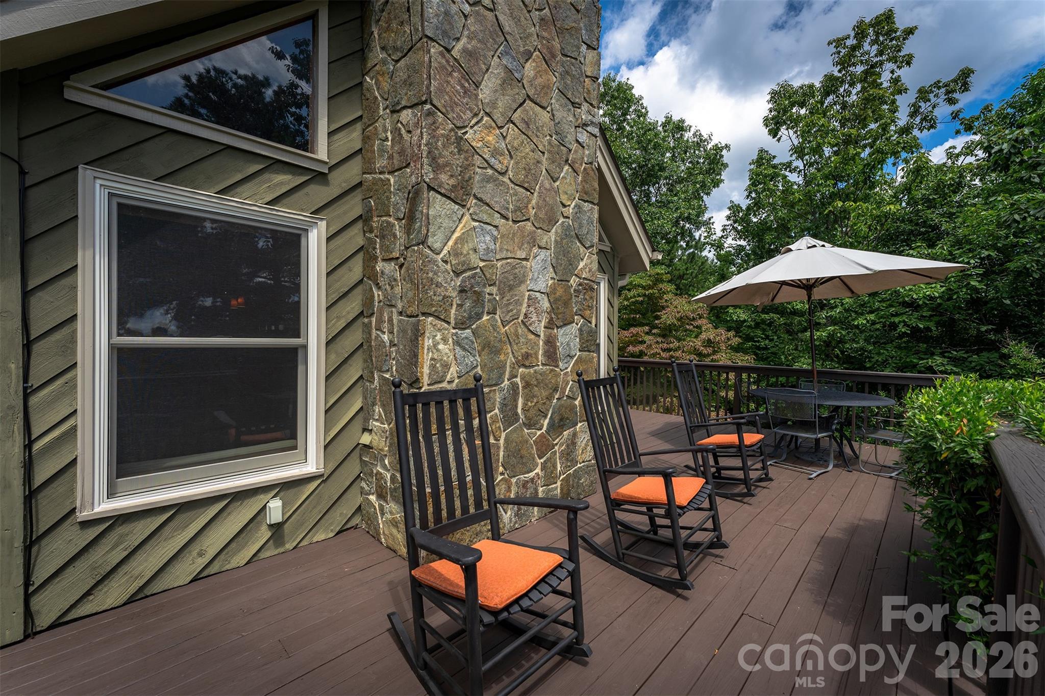 1795 Mckenzie Way N #505 — Old Fort