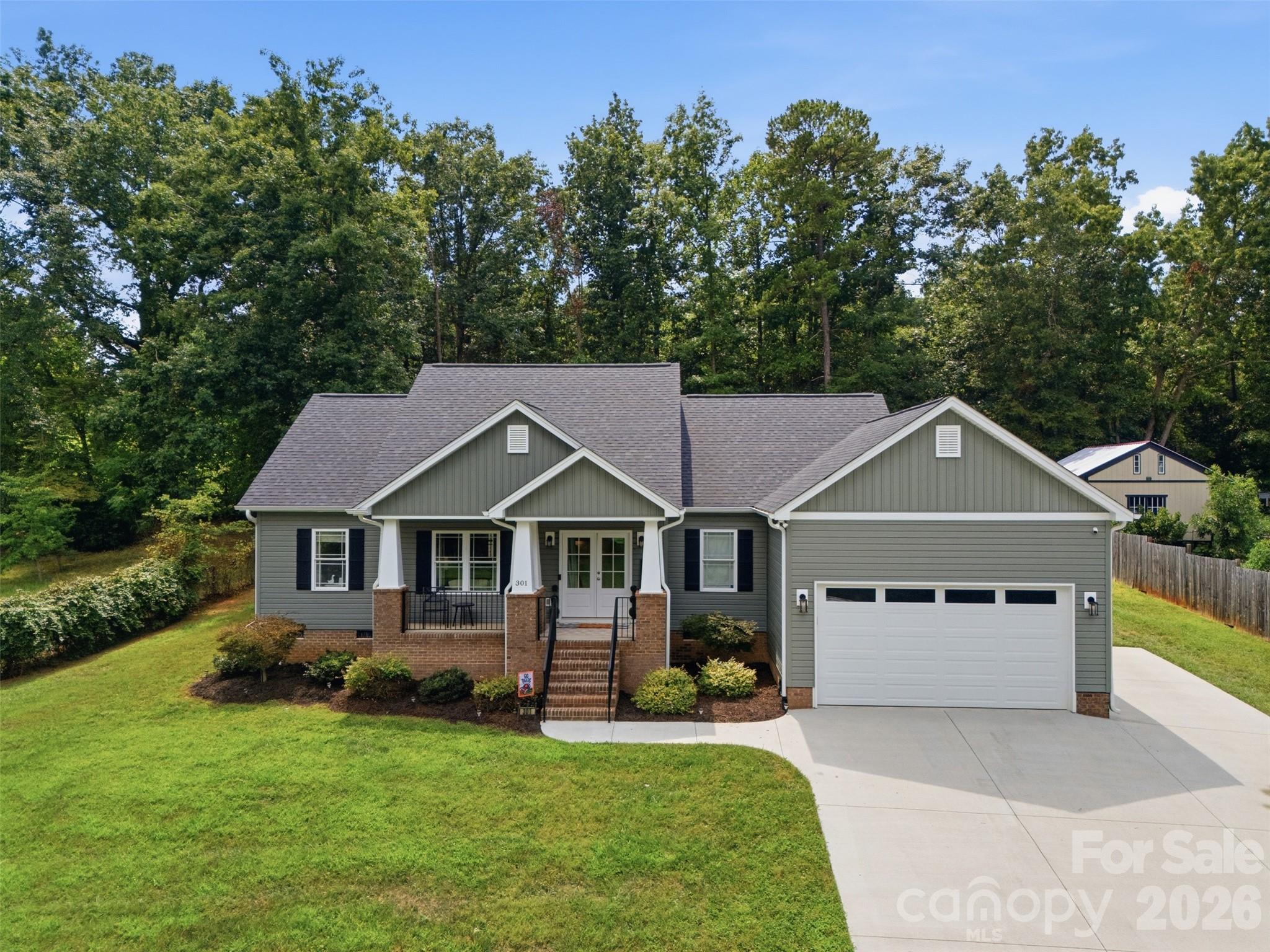 301 Pinehurst Drive — Kings Mountain