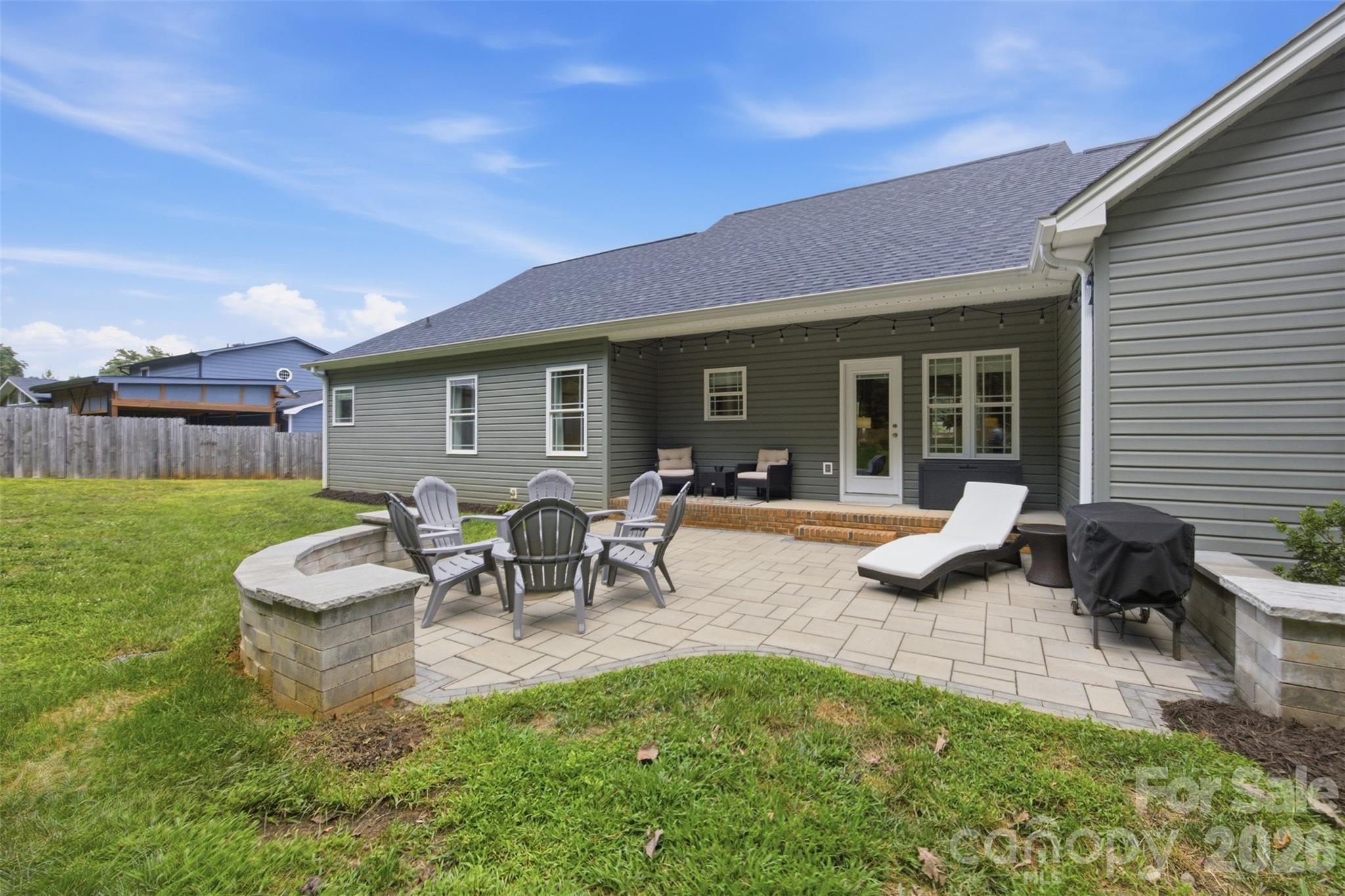 301 Pinehurst Drive — Kings Mountain