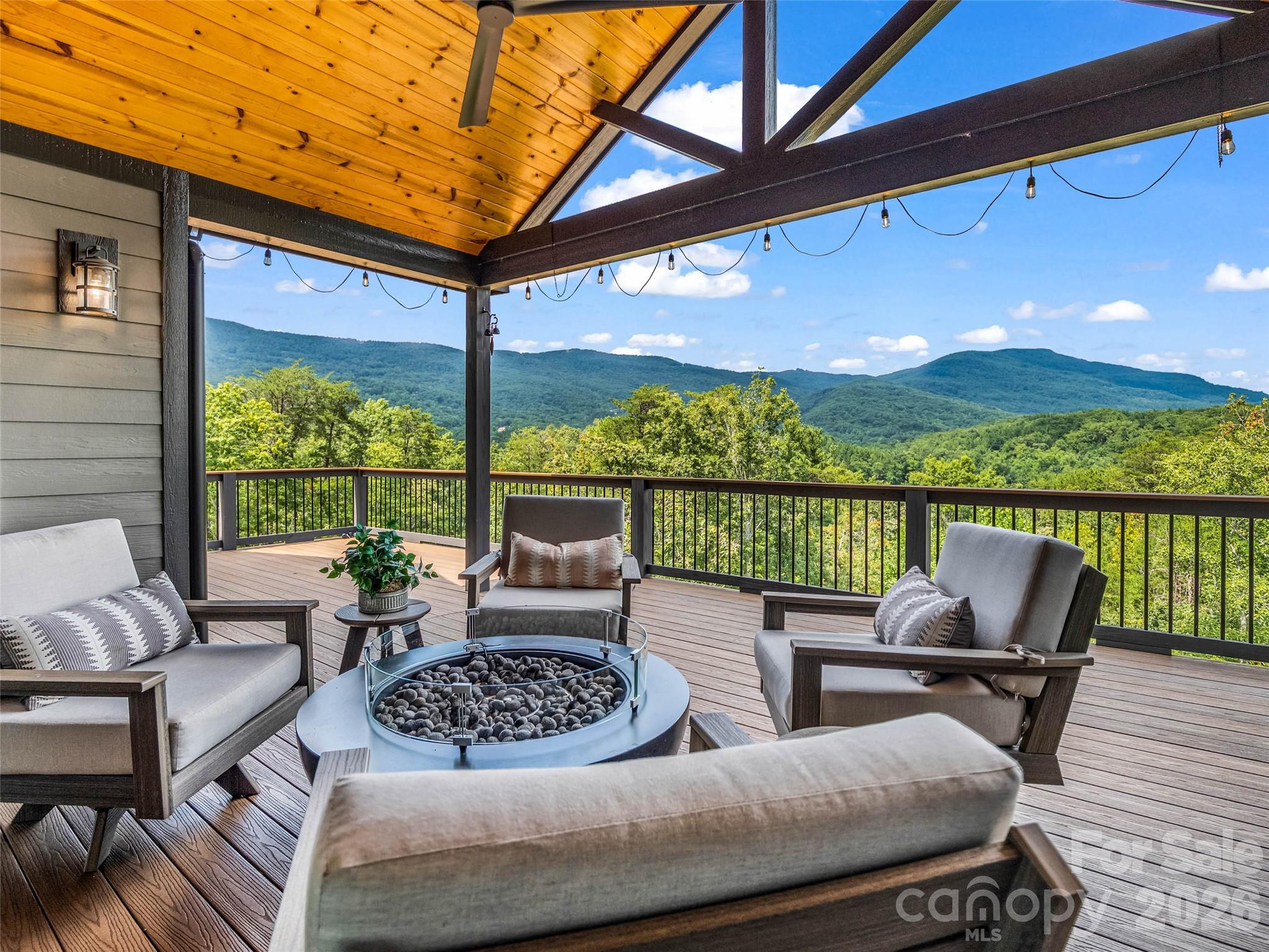 73 Jackson Ridge Lane — Mill Spring