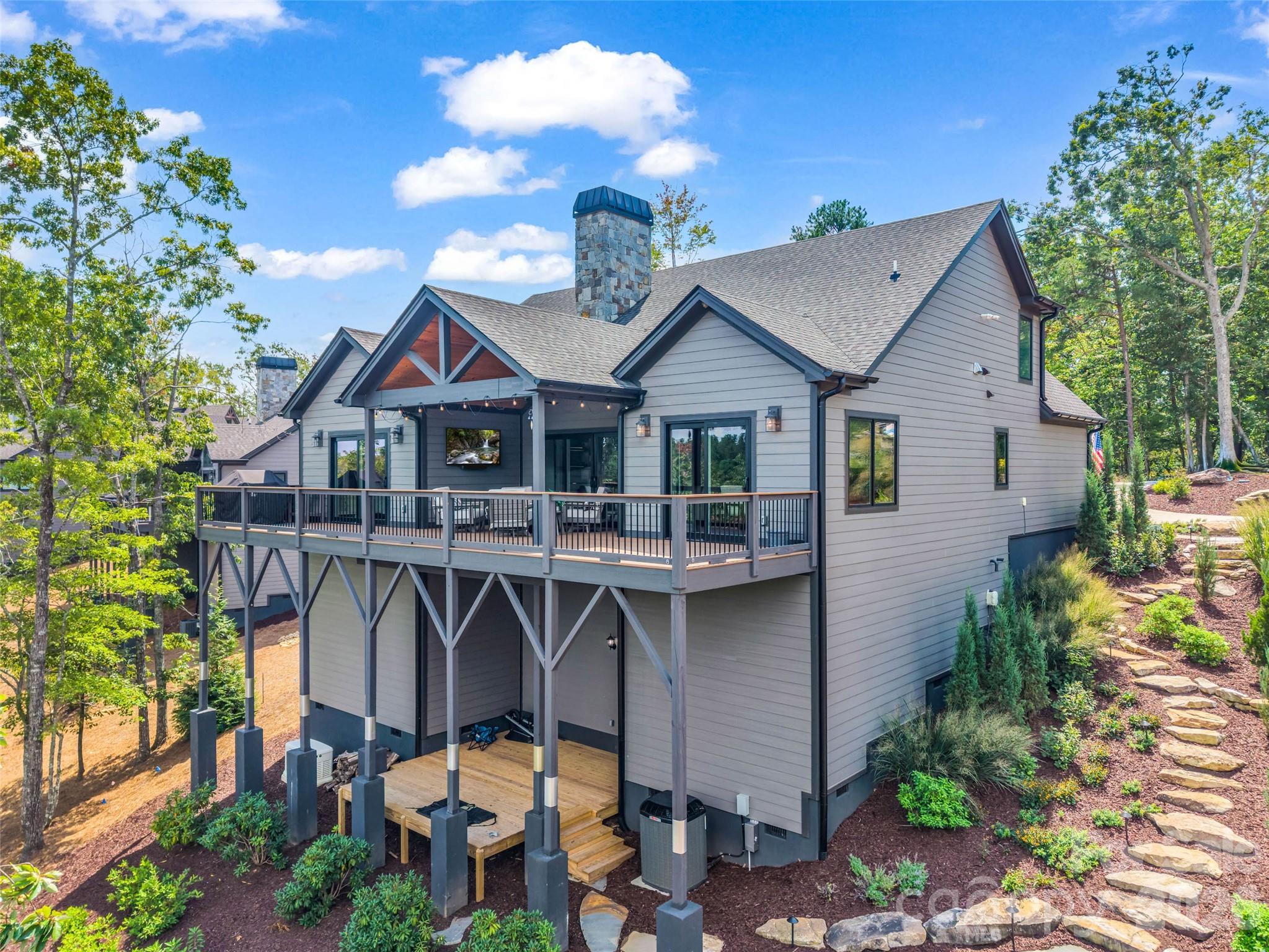 73 Jackson Ridge Lane — Mill Spring