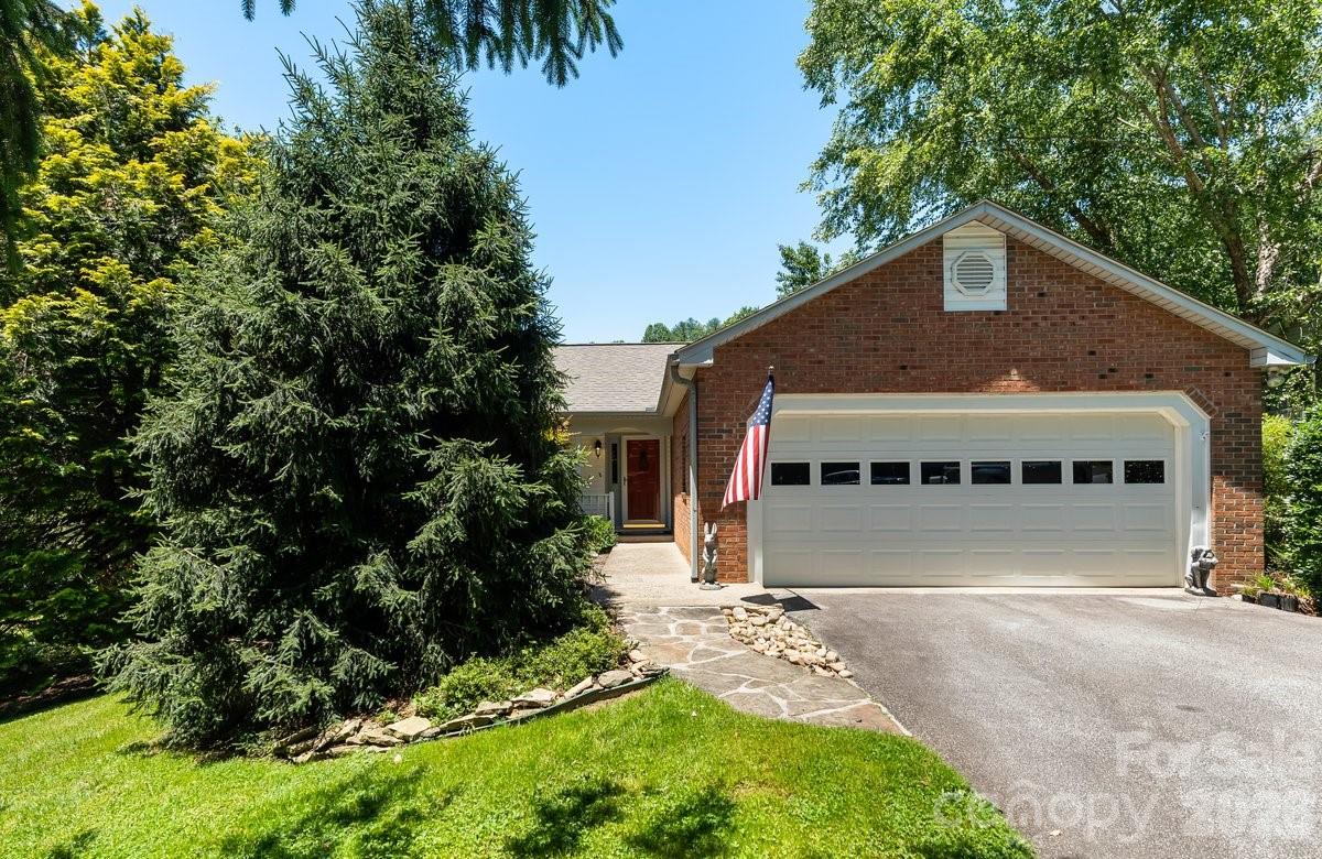 20 Mallard Court — Brevard
