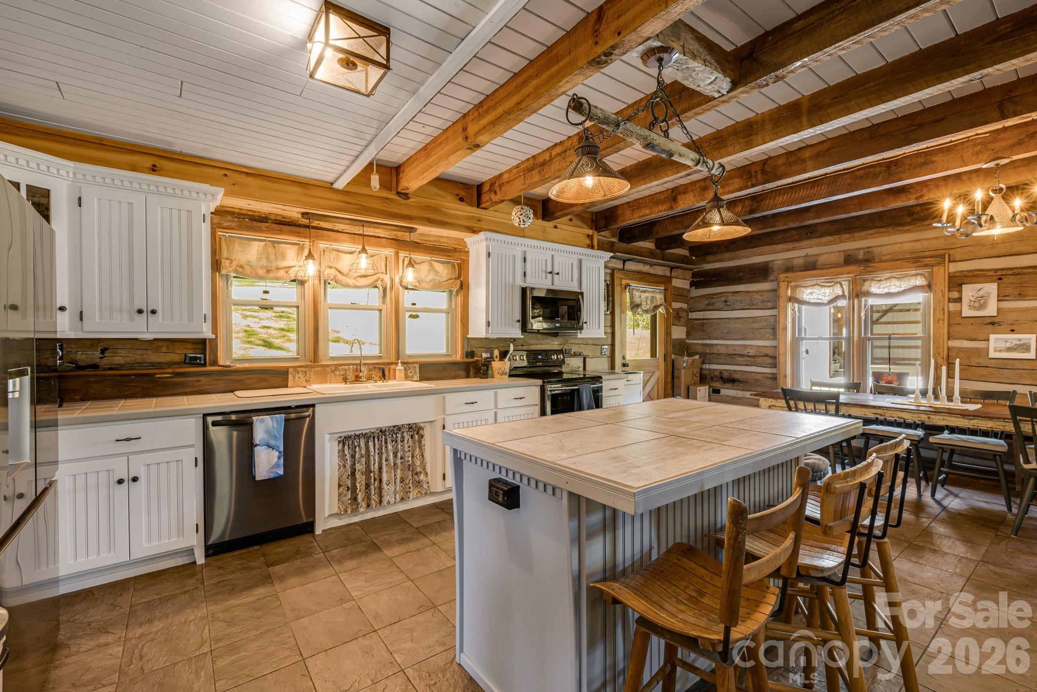 146 Gentry Farm Drive — Hot Springs