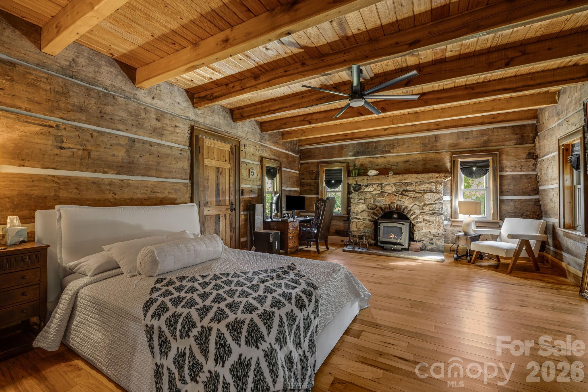 146 Gentry Farm Drive — Hot Springs