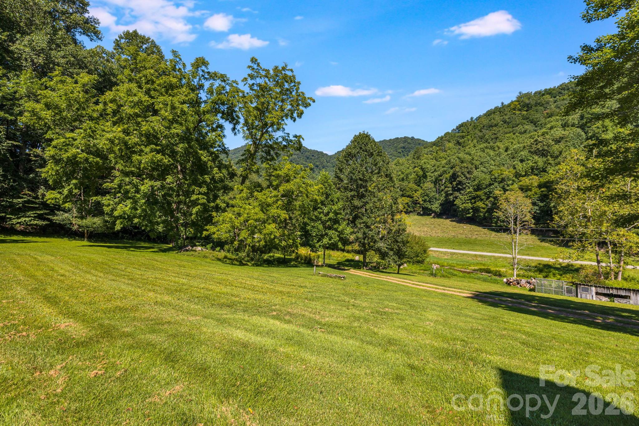 146 Gentry Farm Drive — Hot Springs