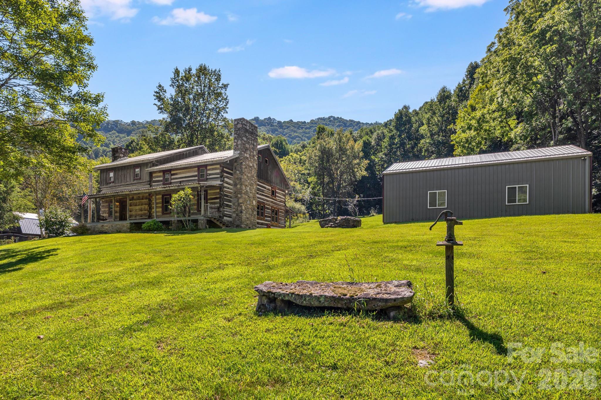 146 Gentry Farm Drive — Hot Springs