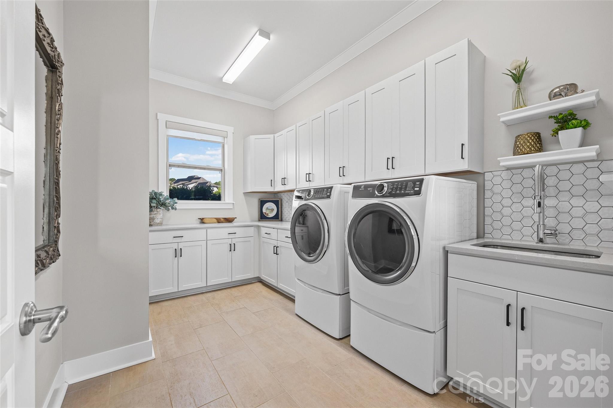 14232 Hollins Grove Avenue #3 — Huntersville