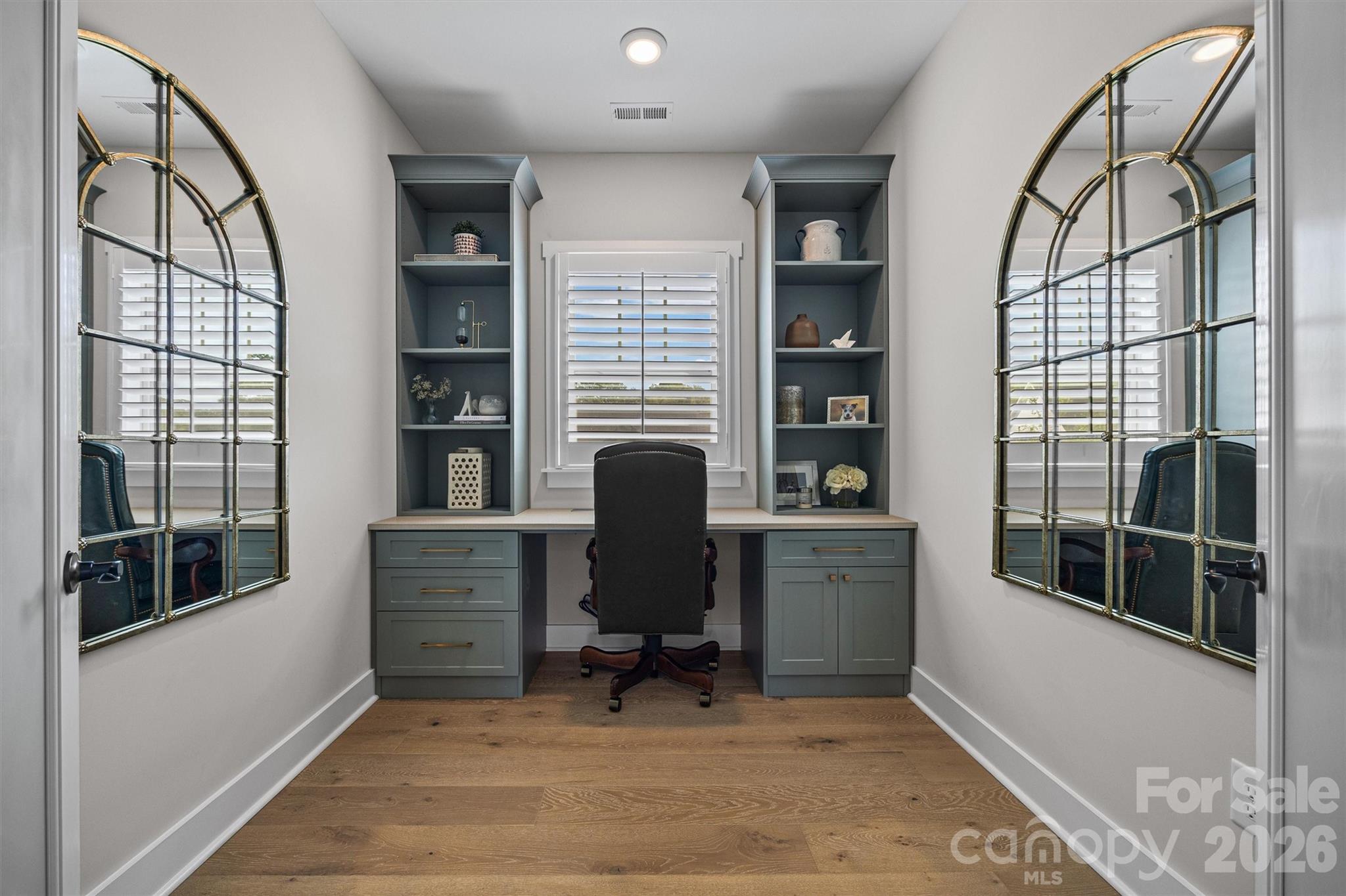 14232 Hollins Grove Avenue #3 — Huntersville