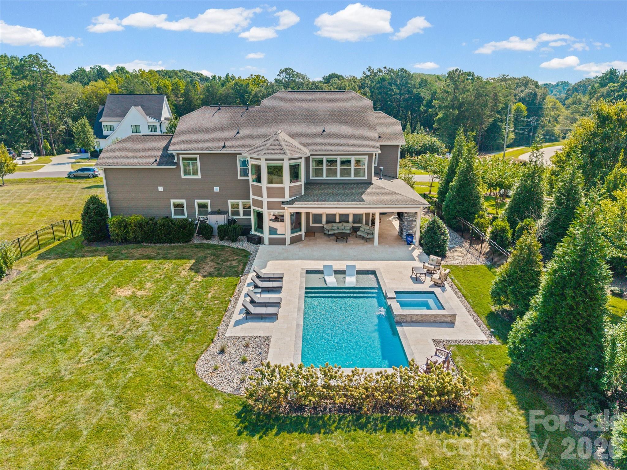 14232 Hollins Grove Avenue #3 — Huntersville