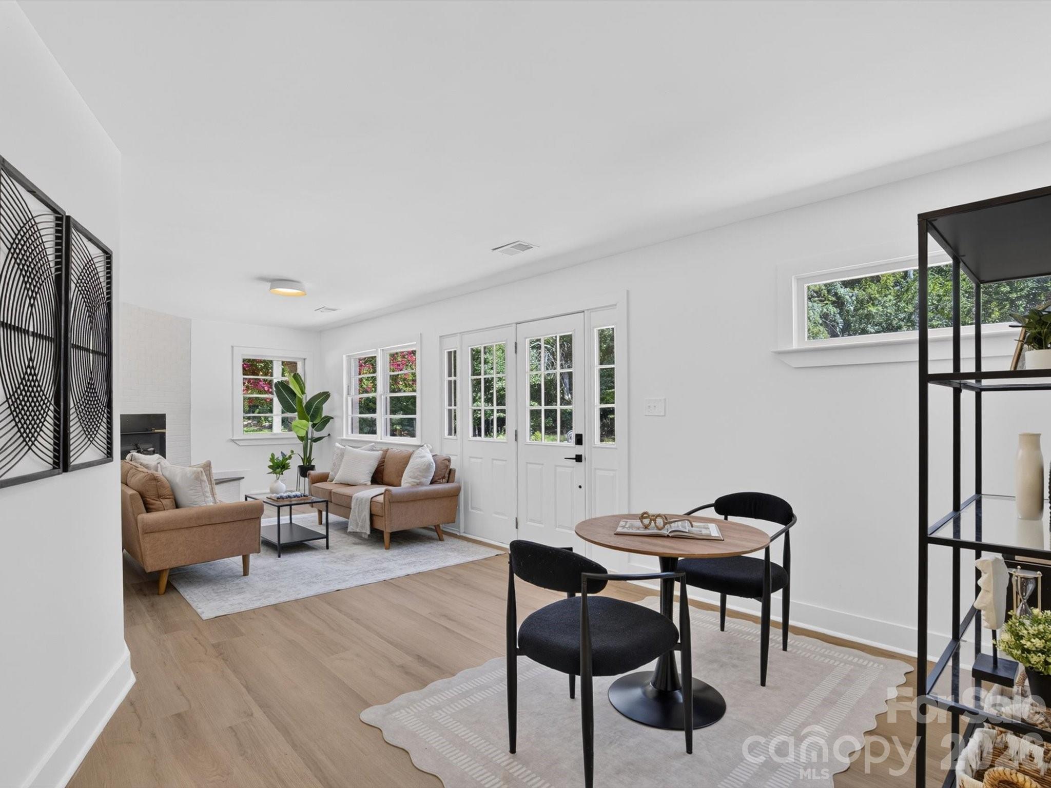 2532 Sam Newell Road — Matthews