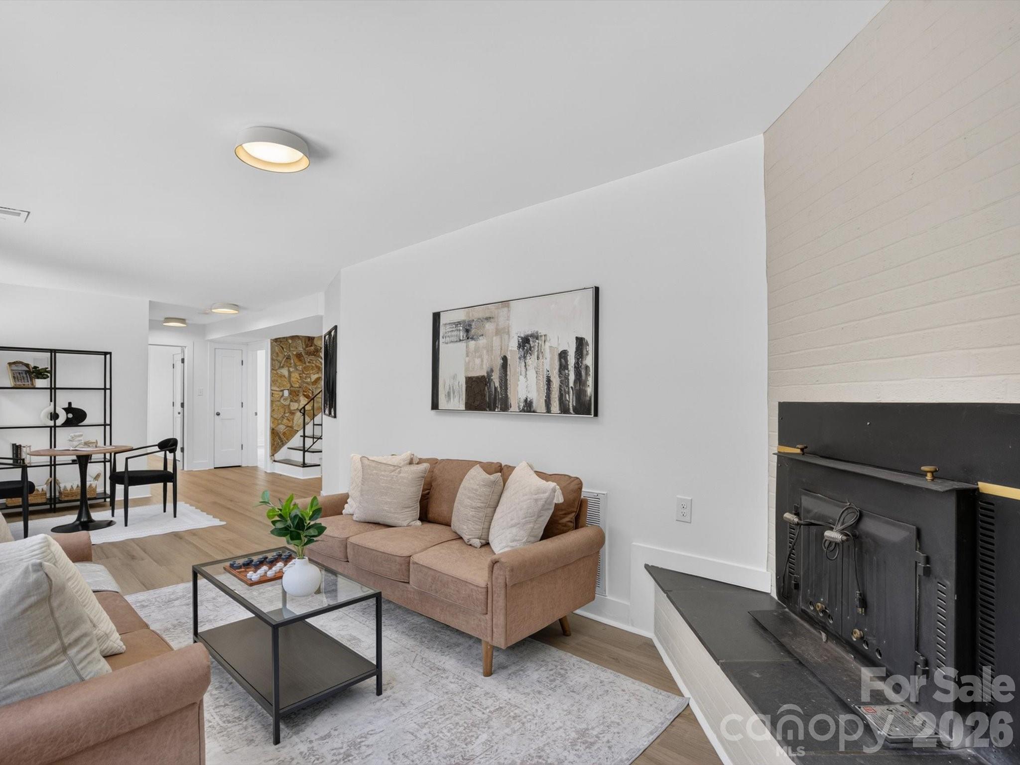 2532 Sam Newell Road — Matthews