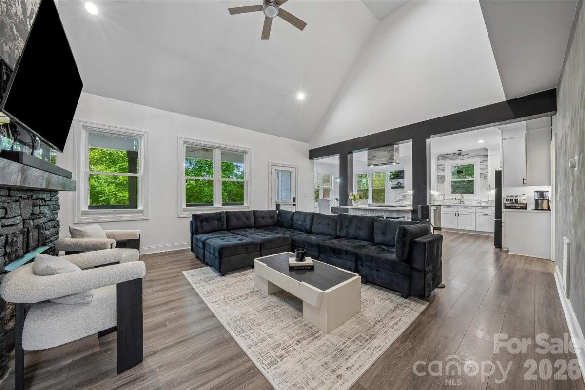 9712 Worley Drive — Charlotte