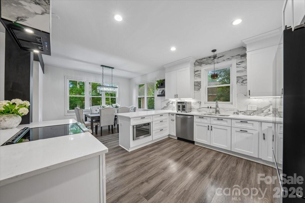 9712 Worley Drive — Charlotte