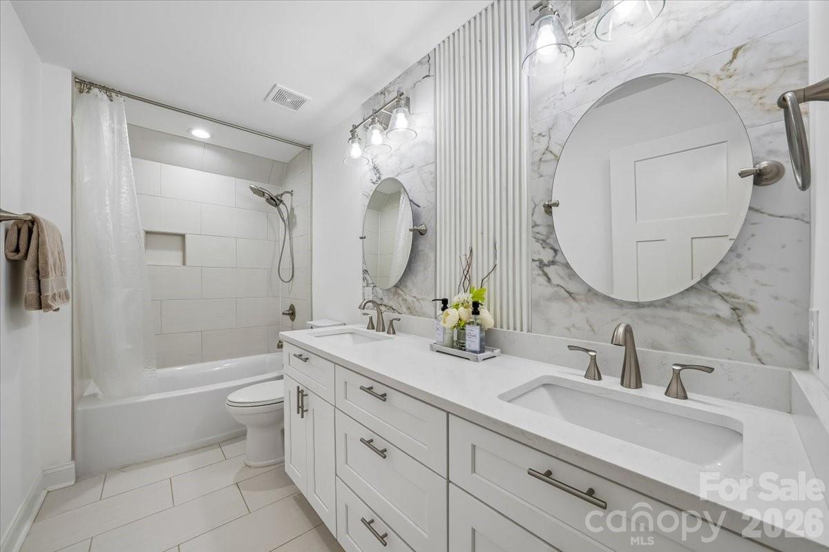 9712 Worley Drive — Charlotte