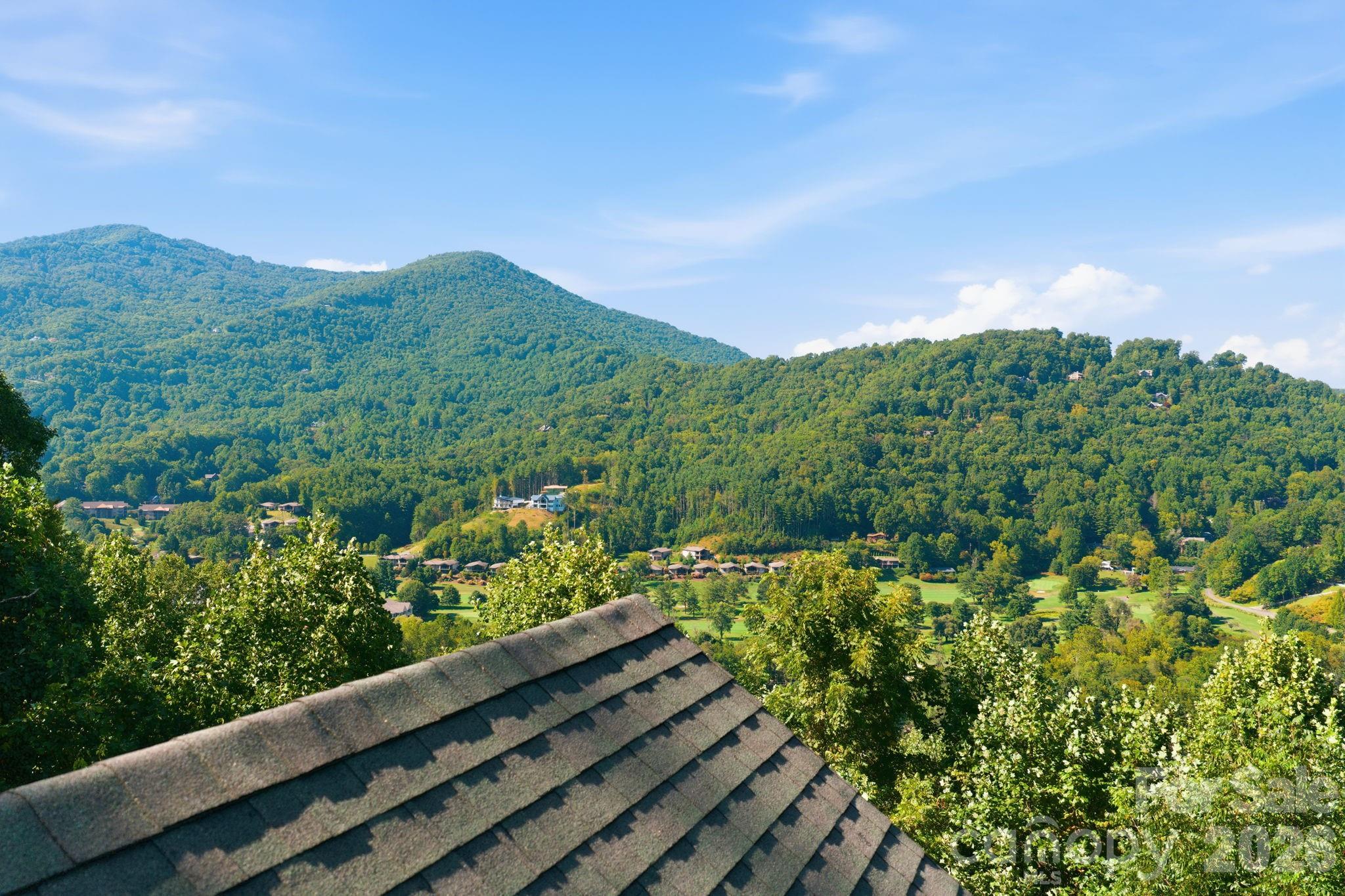 291 Appalachian Trail — Maggie Valley