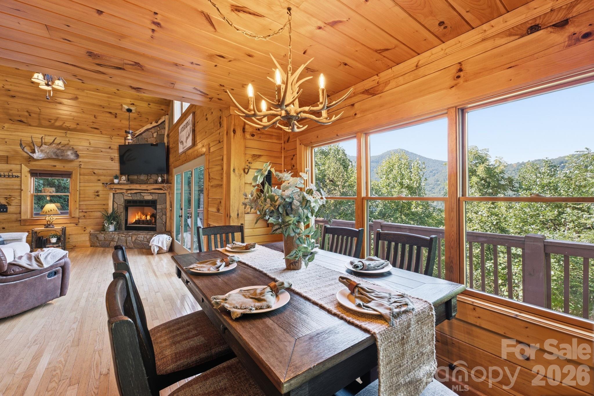 291 Appalachian Trail — Maggie Valley
