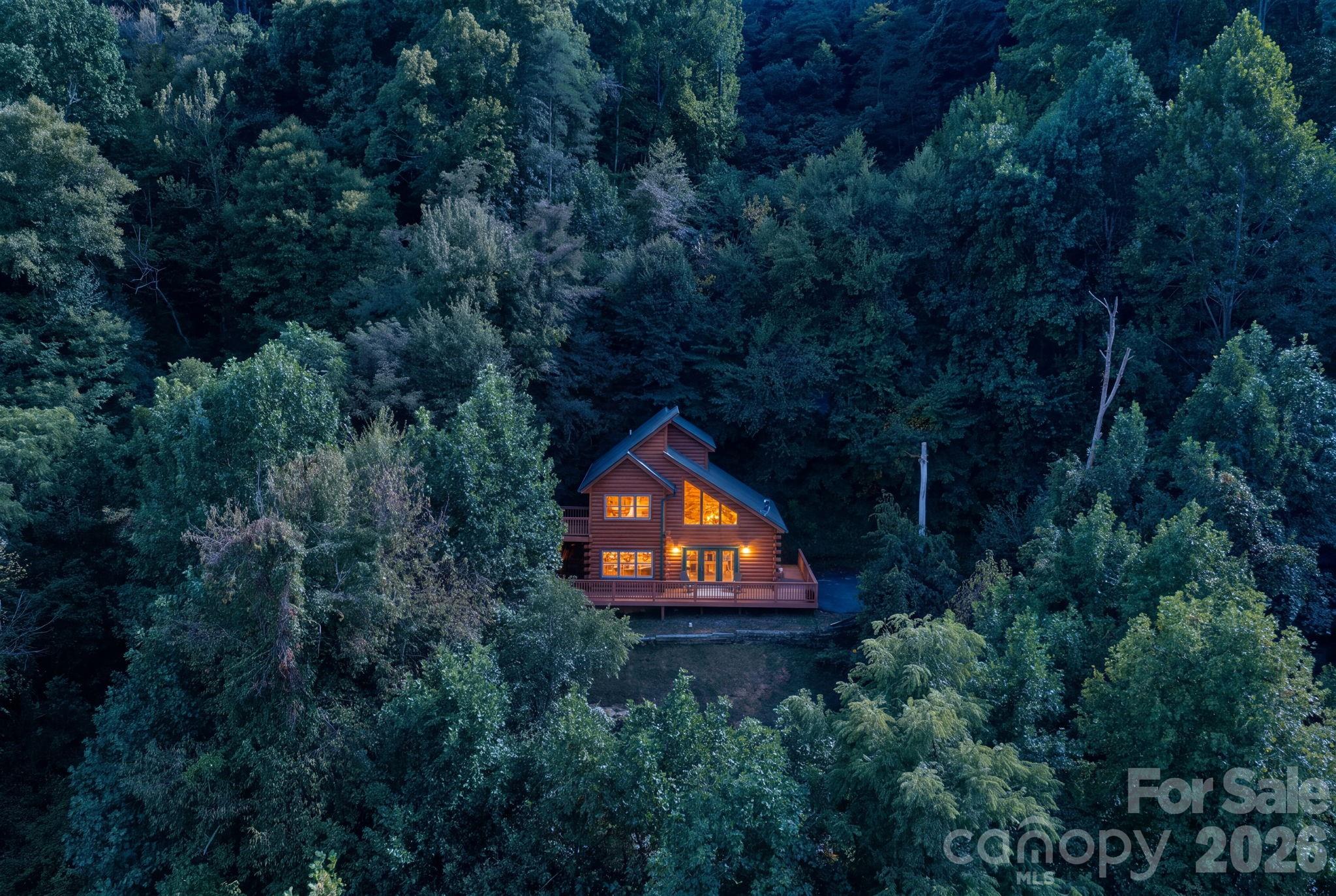 291 Appalachian Trail — Maggie Valley