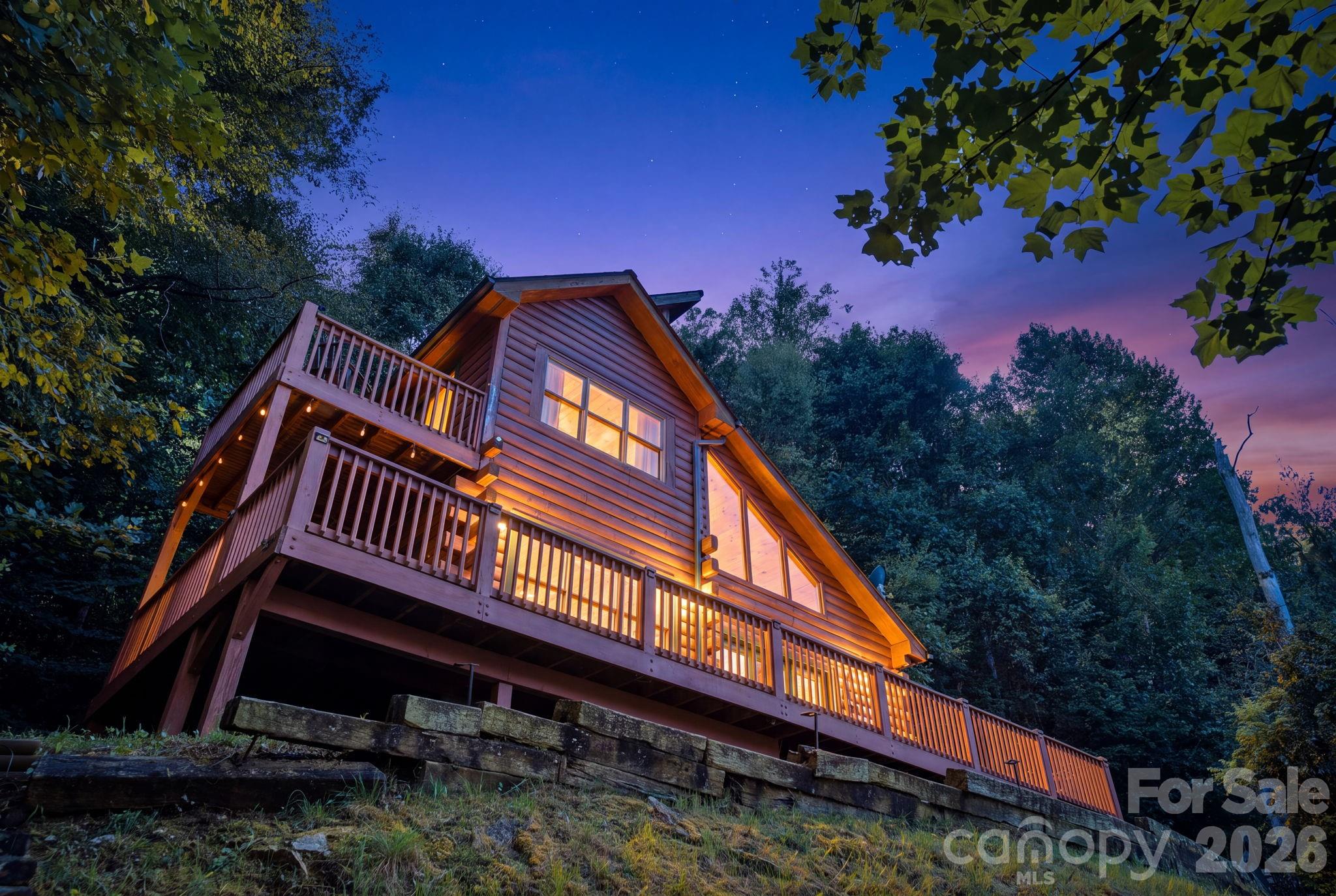 291 Appalachian Trail — Maggie Valley