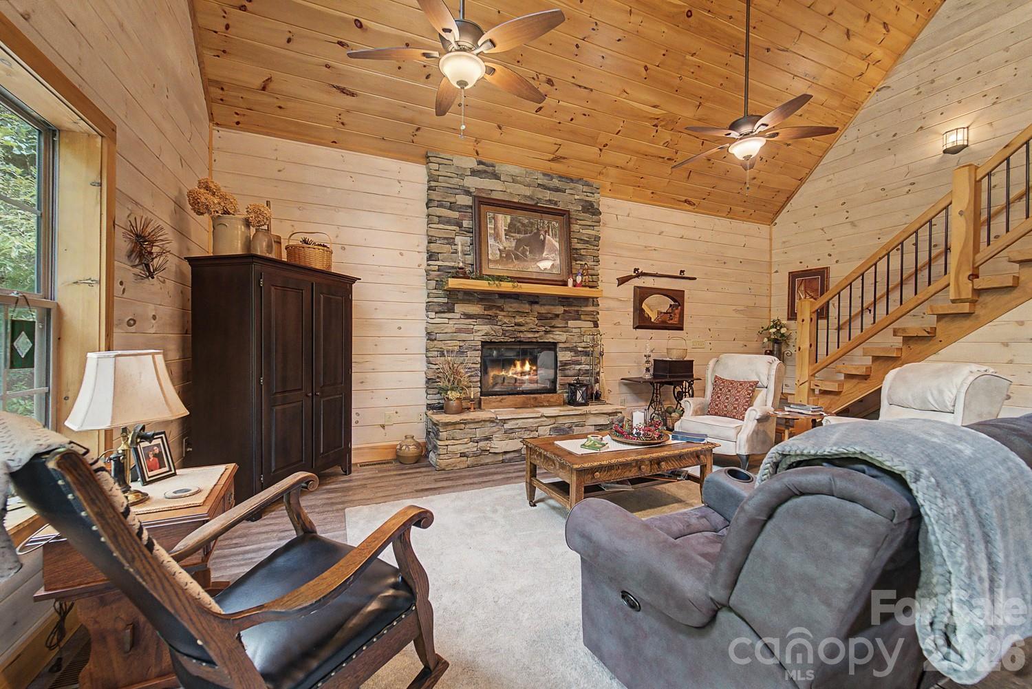 32 Grand View Estates Drive — Whittier