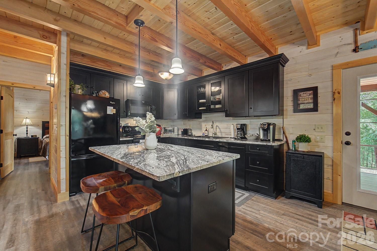 32 Grand View Estates Drive — Whittier