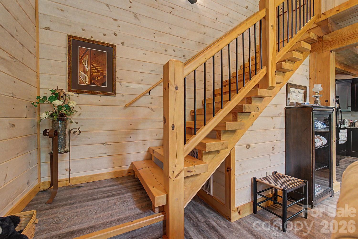 32 Grand View Estates Drive — Whittier