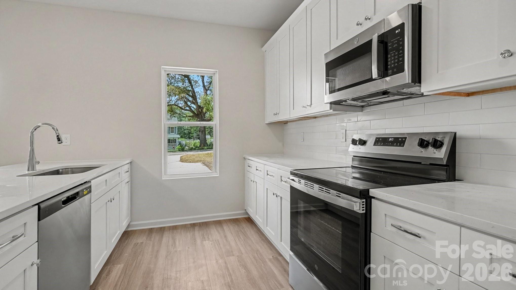 113 Little John Road — Statesville