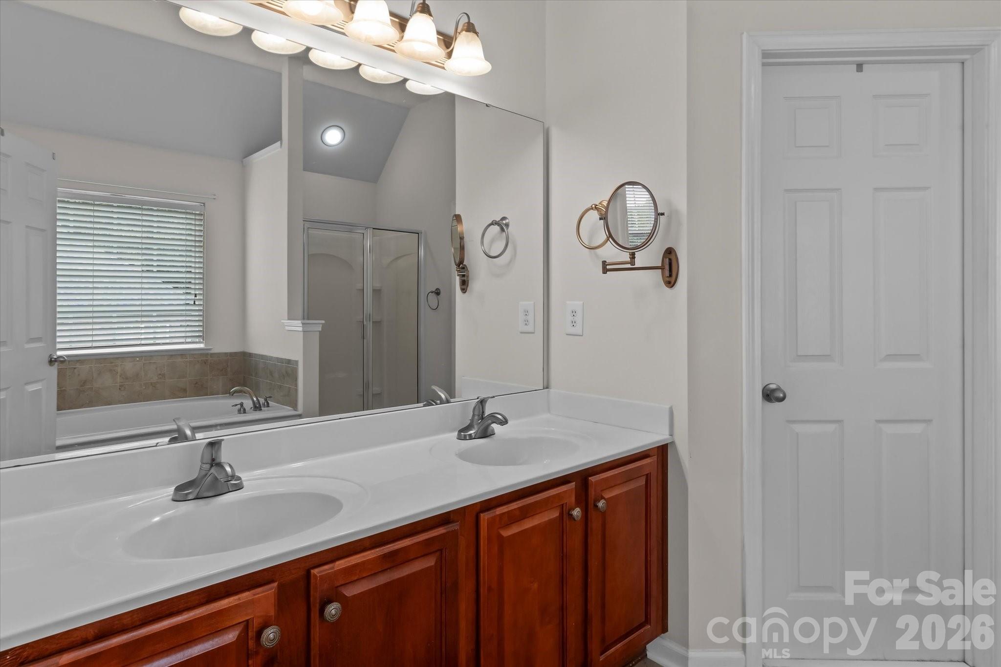186 Autumn Frost Avenue — Statesville