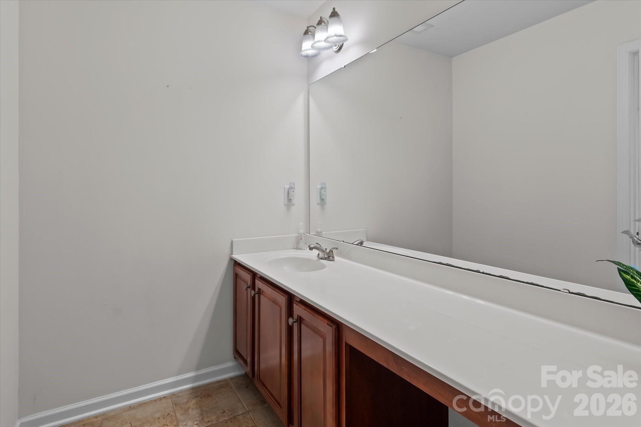 186 Autumn Frost Avenue — Statesville