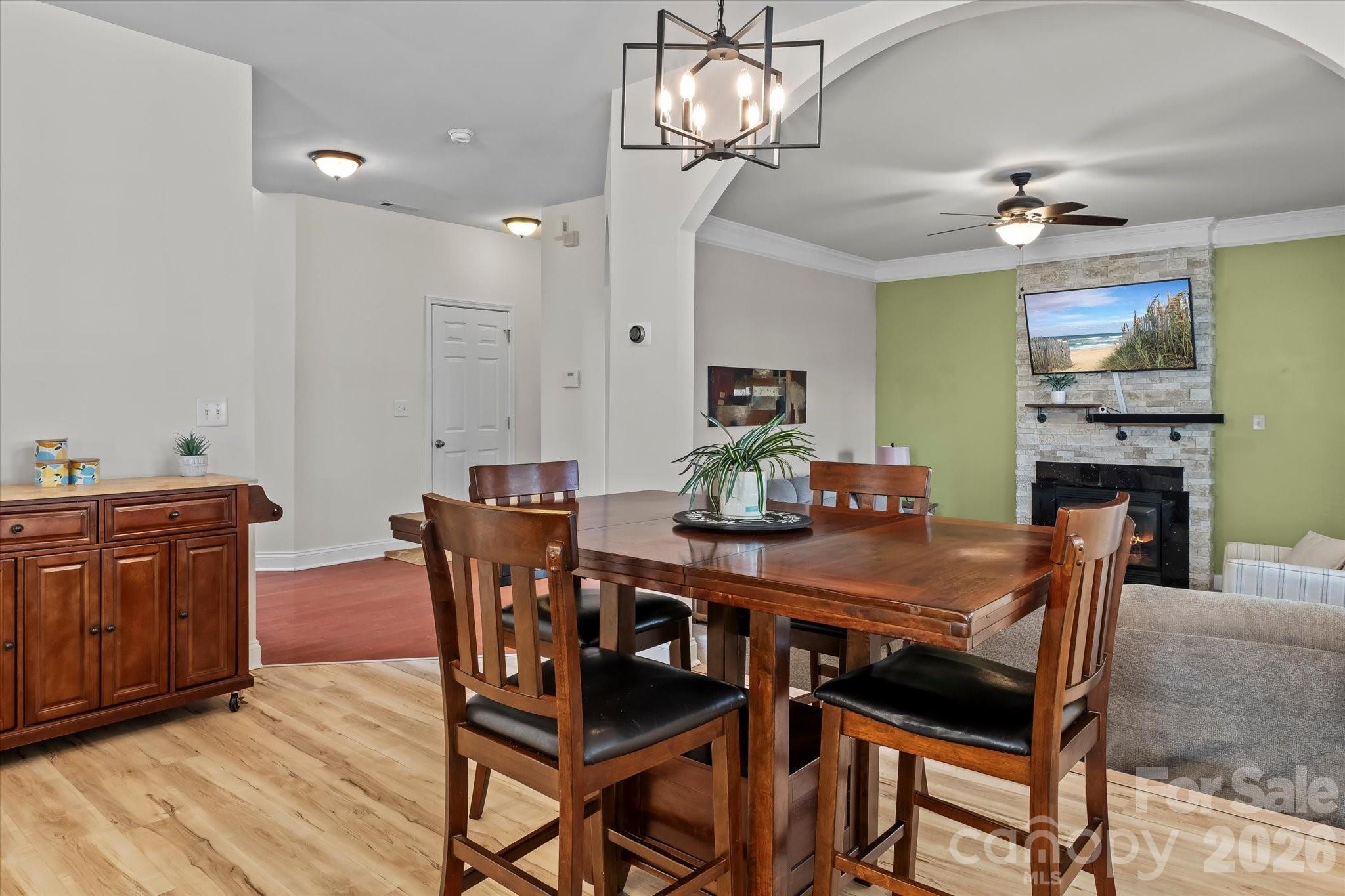 186 Autumn Frost Avenue — Statesville