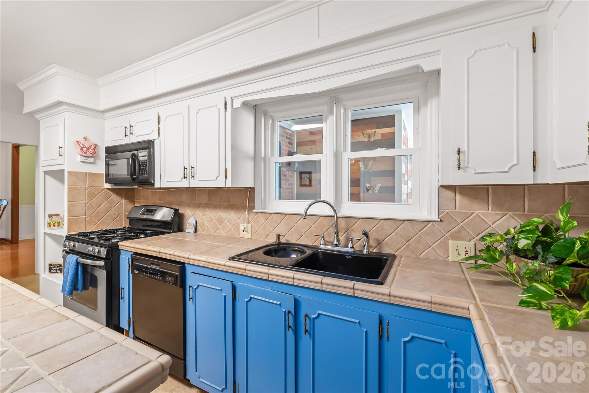 1339 Carmen Lane — Gastonia