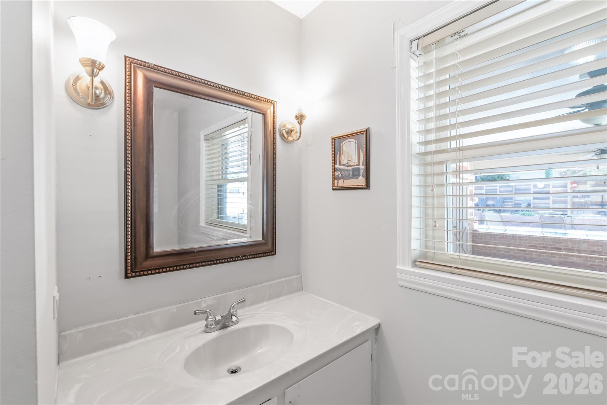 1339 Carmen Lane — Gastonia