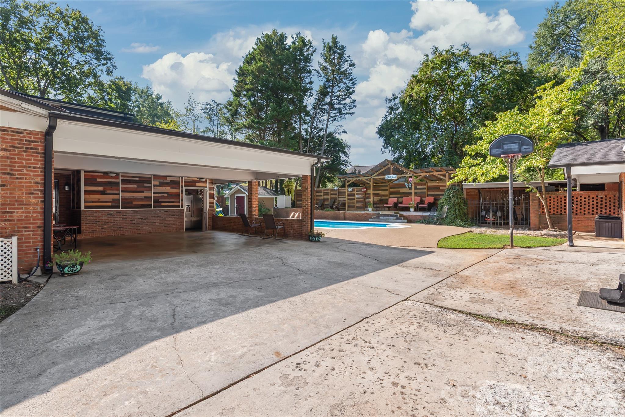 1339 Carmen Lane — Gastonia
