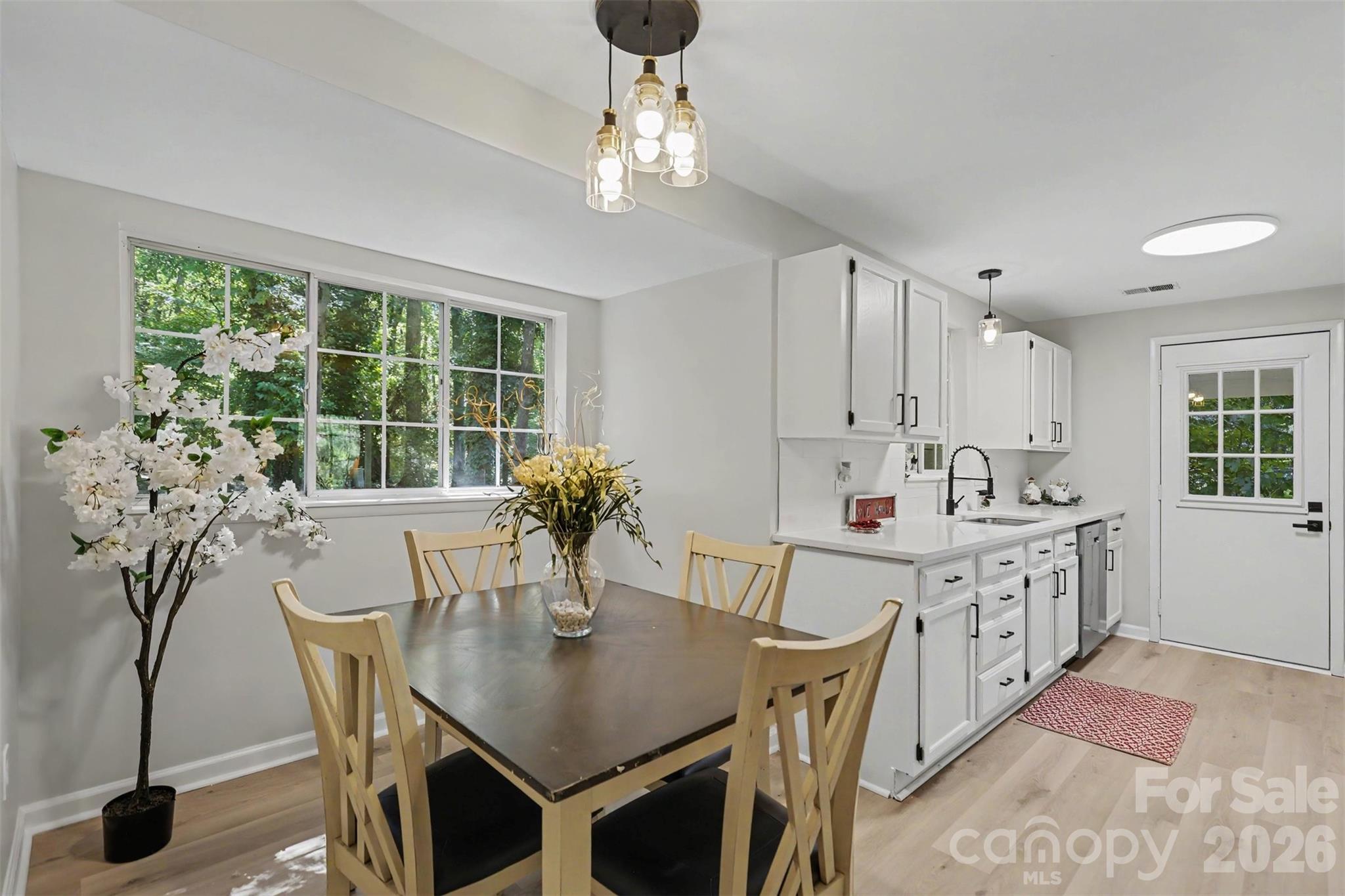 3140 Piney Grove Road — Charlotte