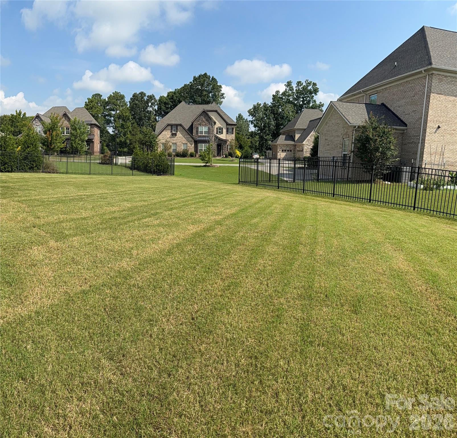 8465 Blume Parkway — Harrisburg