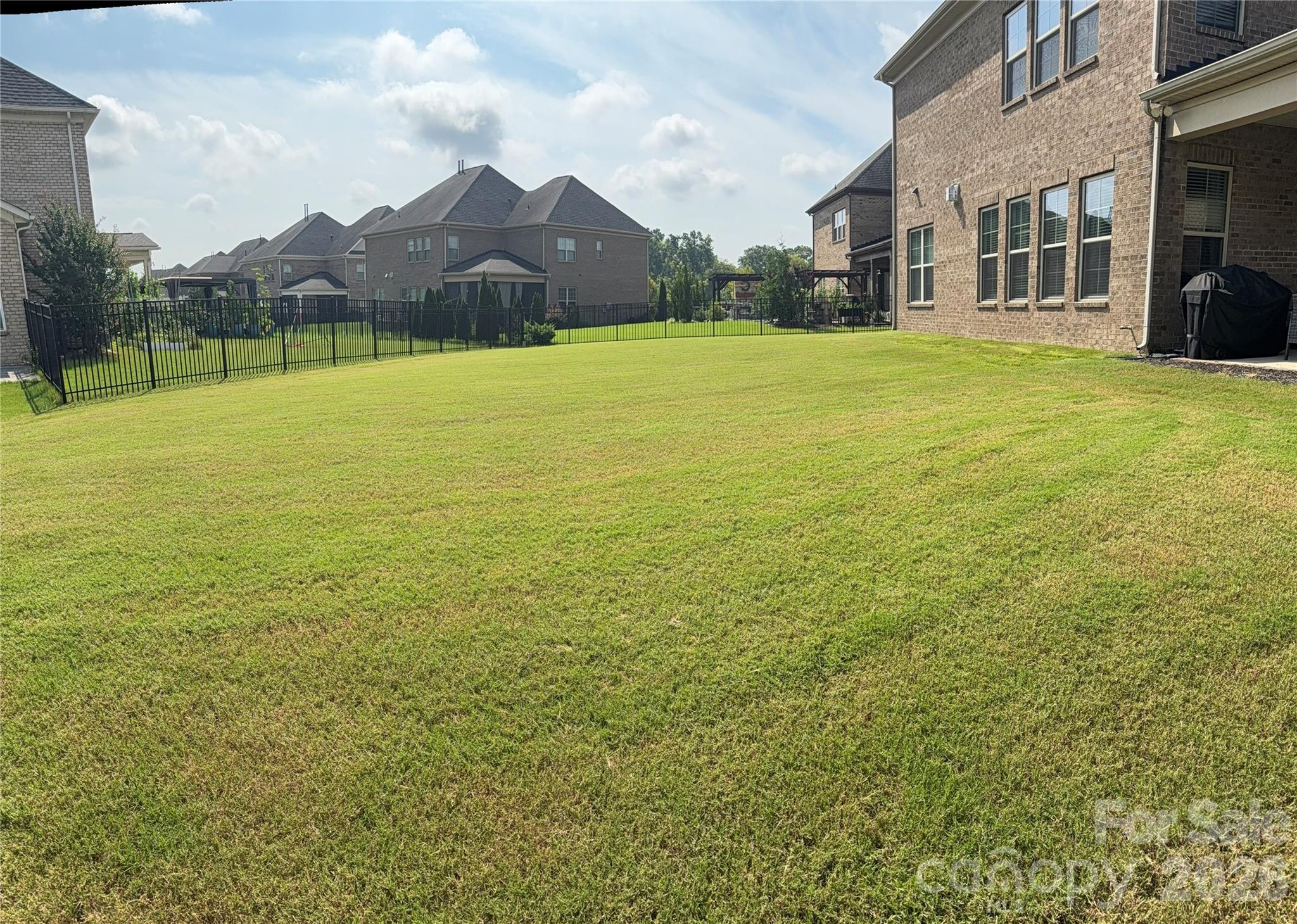 8465 Blume Parkway — Harrisburg