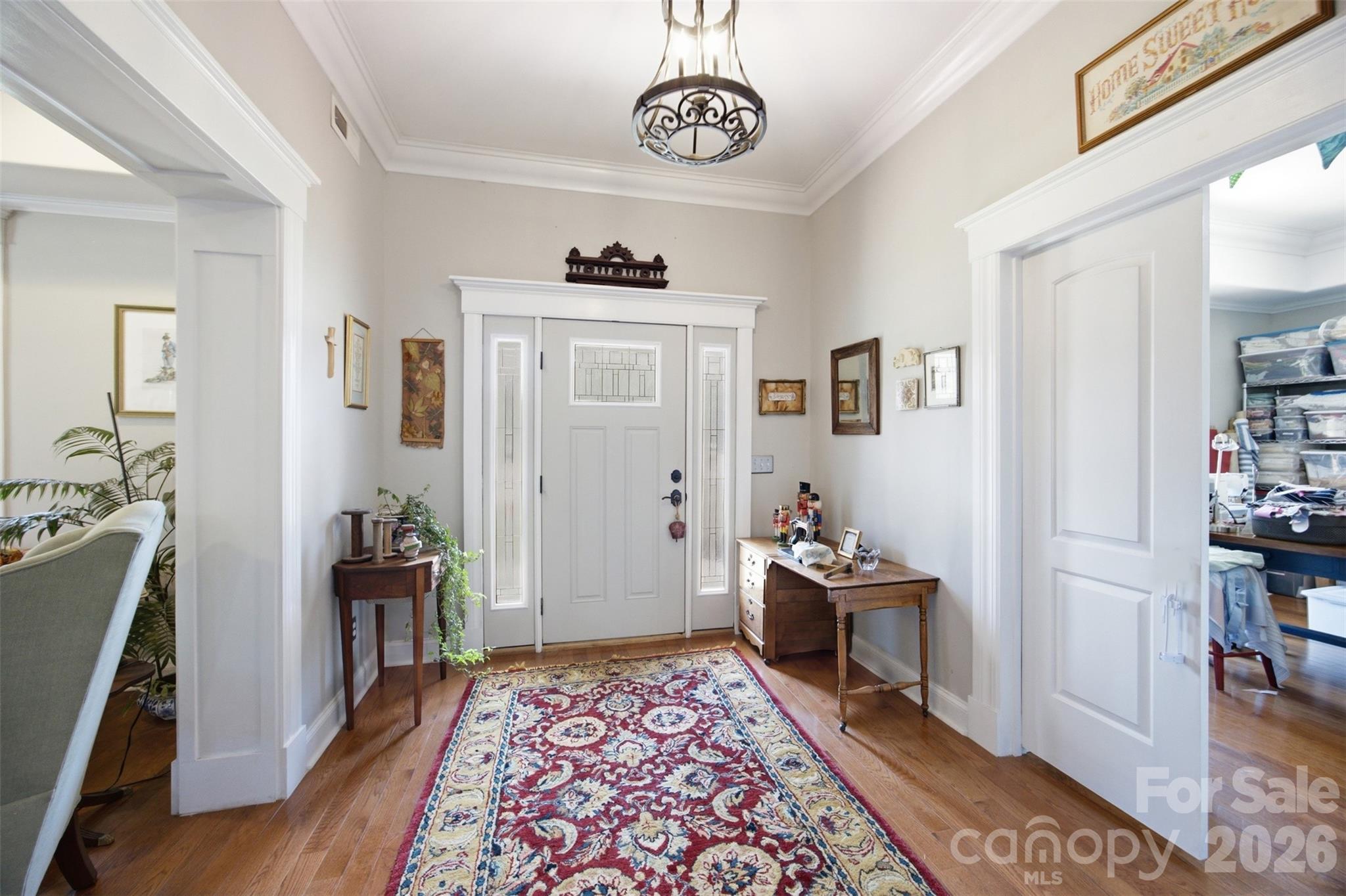 211 Jefferson Street E — York
