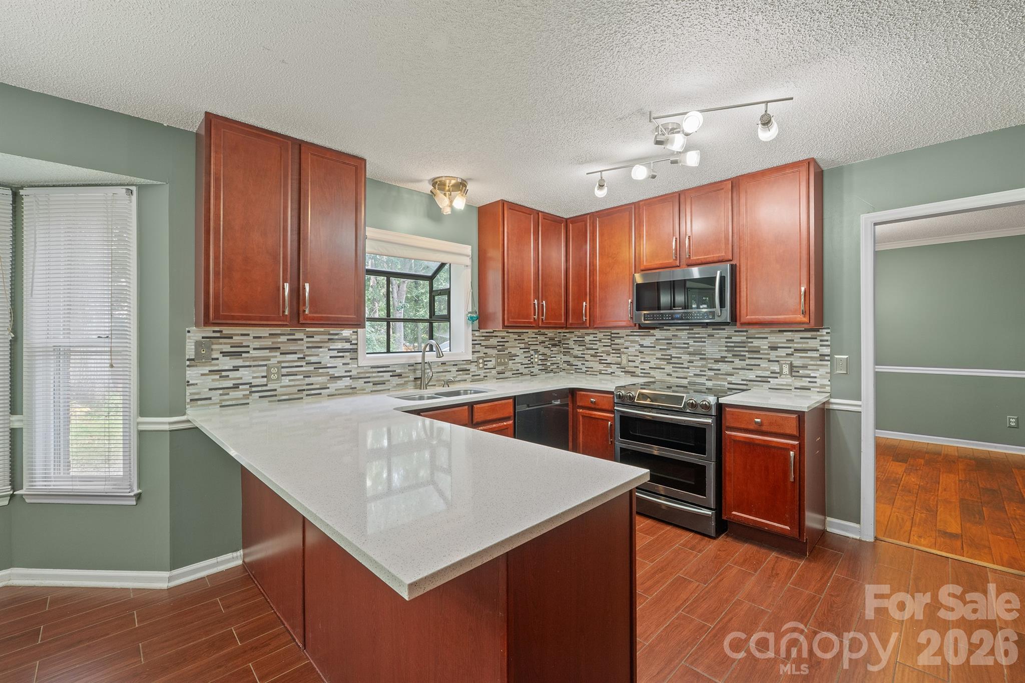 7801 Bridle Court — Charlotte