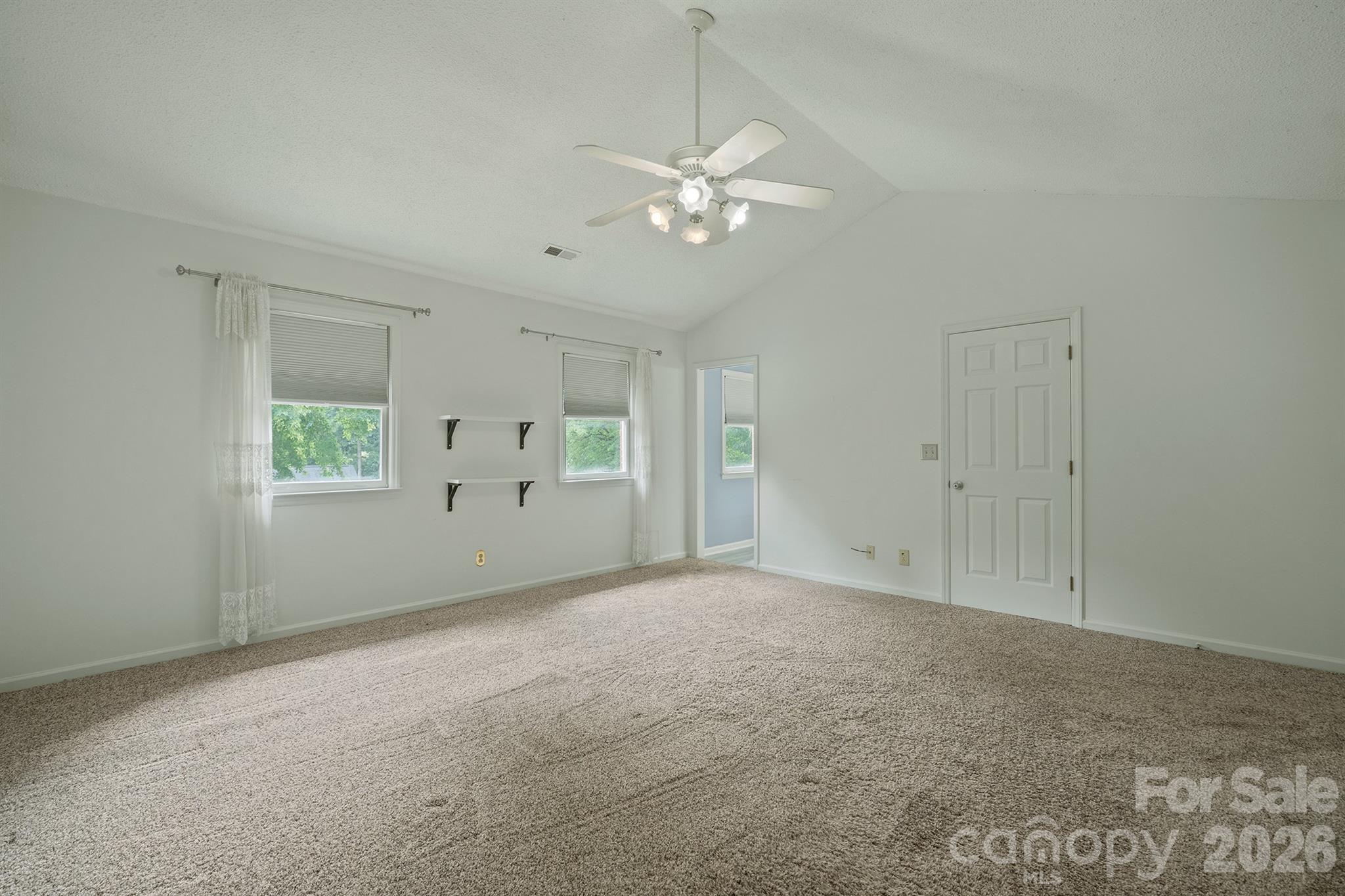 7801 Bridle Court — Charlotte