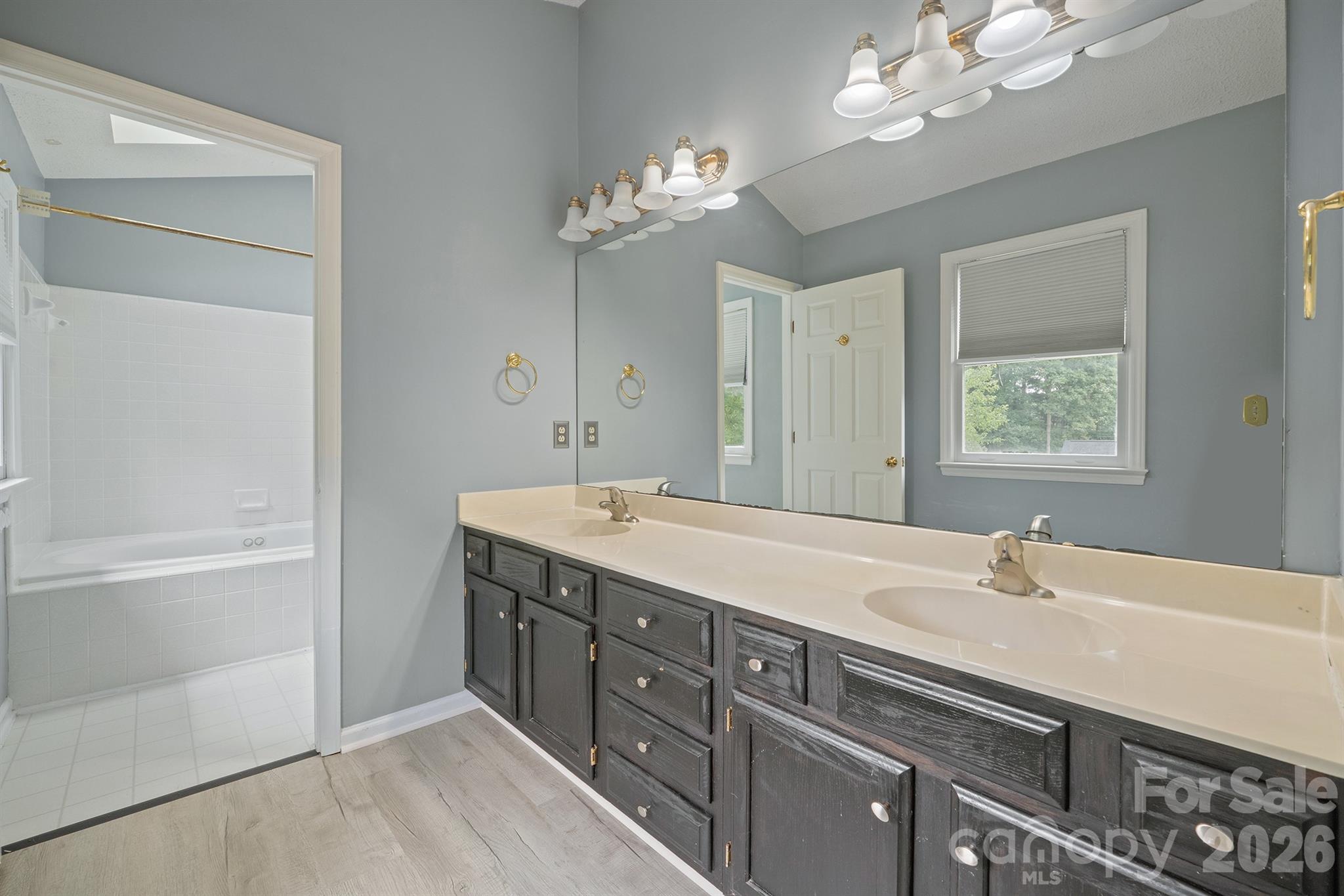 7801 Bridle Court — Charlotte