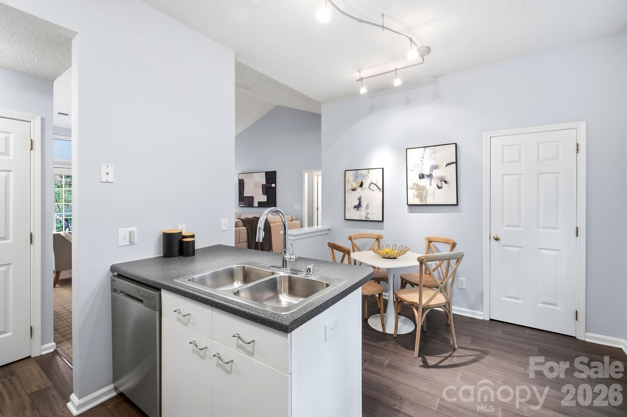 2819 Cedar Chase Drive — Matthews