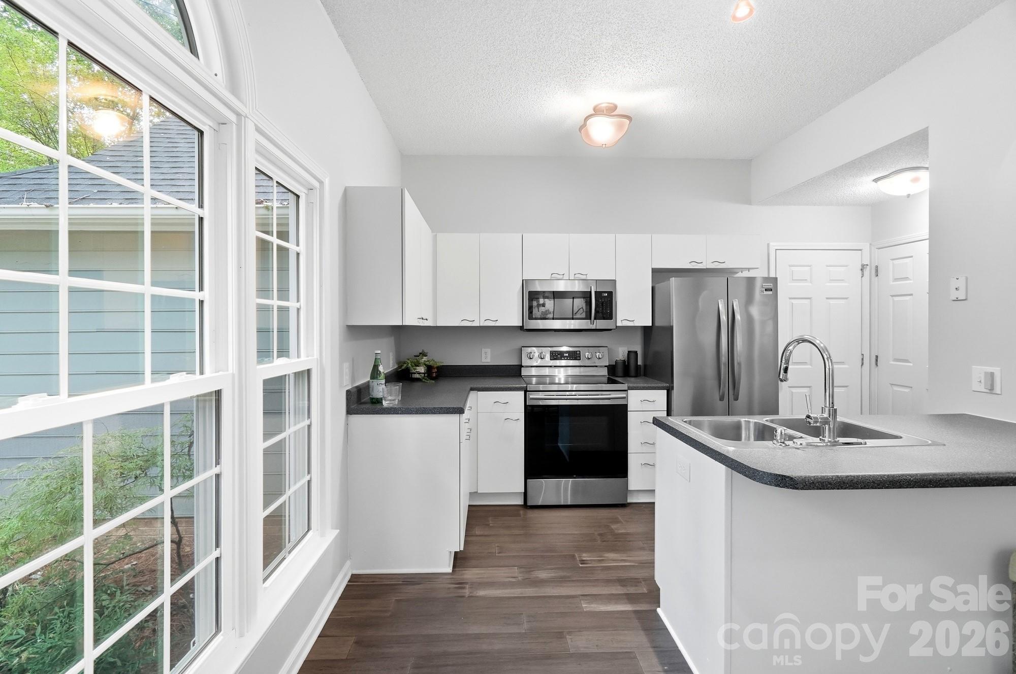 2819 Cedar Chase Drive — Matthews