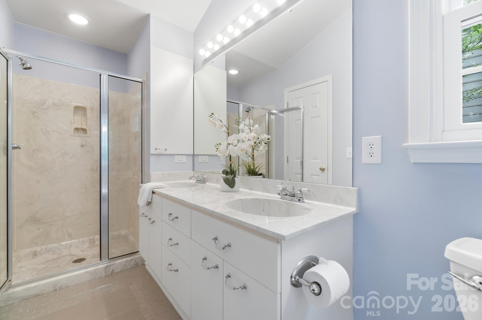 2819 Cedar Chase Drive — Matthews