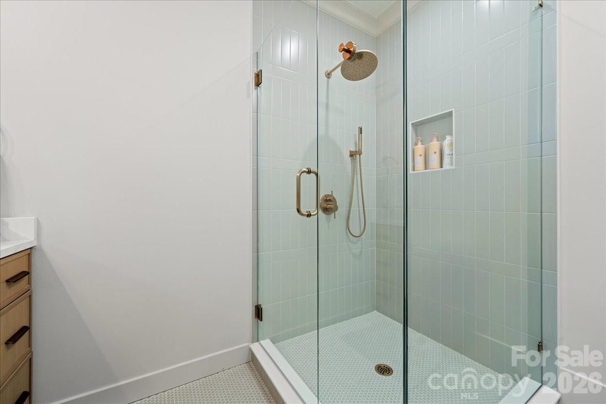 724 Grand Laurel Way — Brasstown