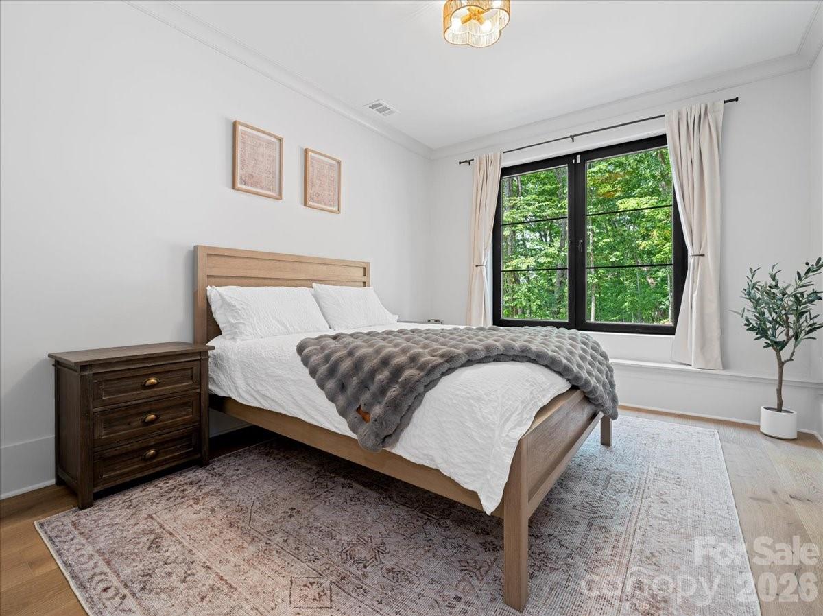 724 Grand Laurel Way — Brasstown