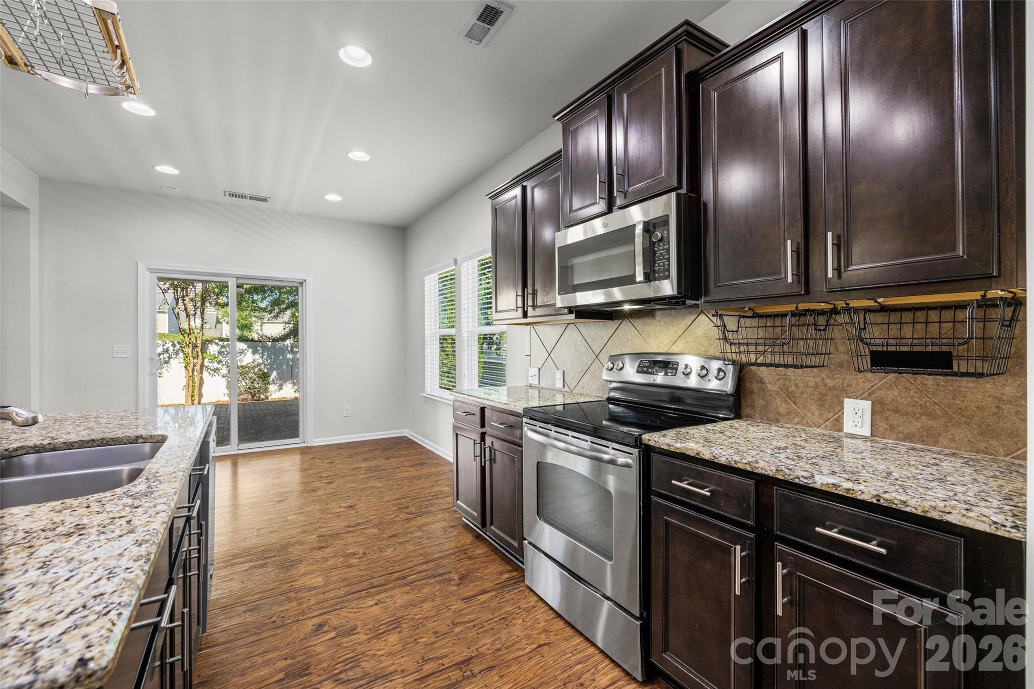 1059 Albany Park Drive — Fort Mill