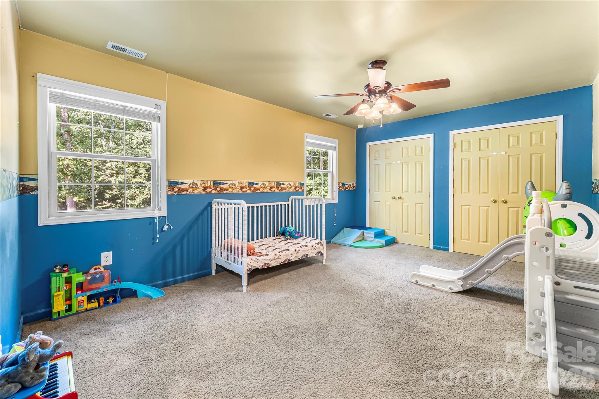 5468 Valley Run Street — Hickory