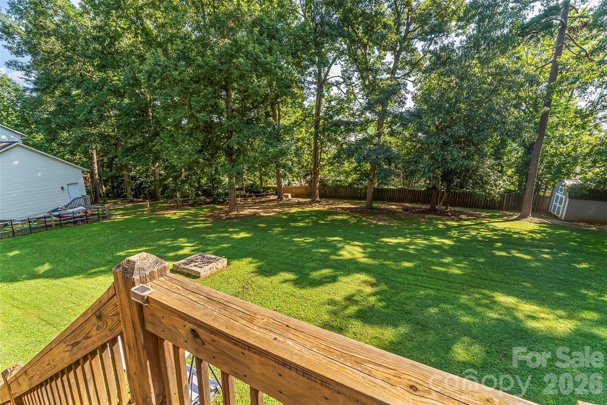 5468 Valley Run Street — Hickory