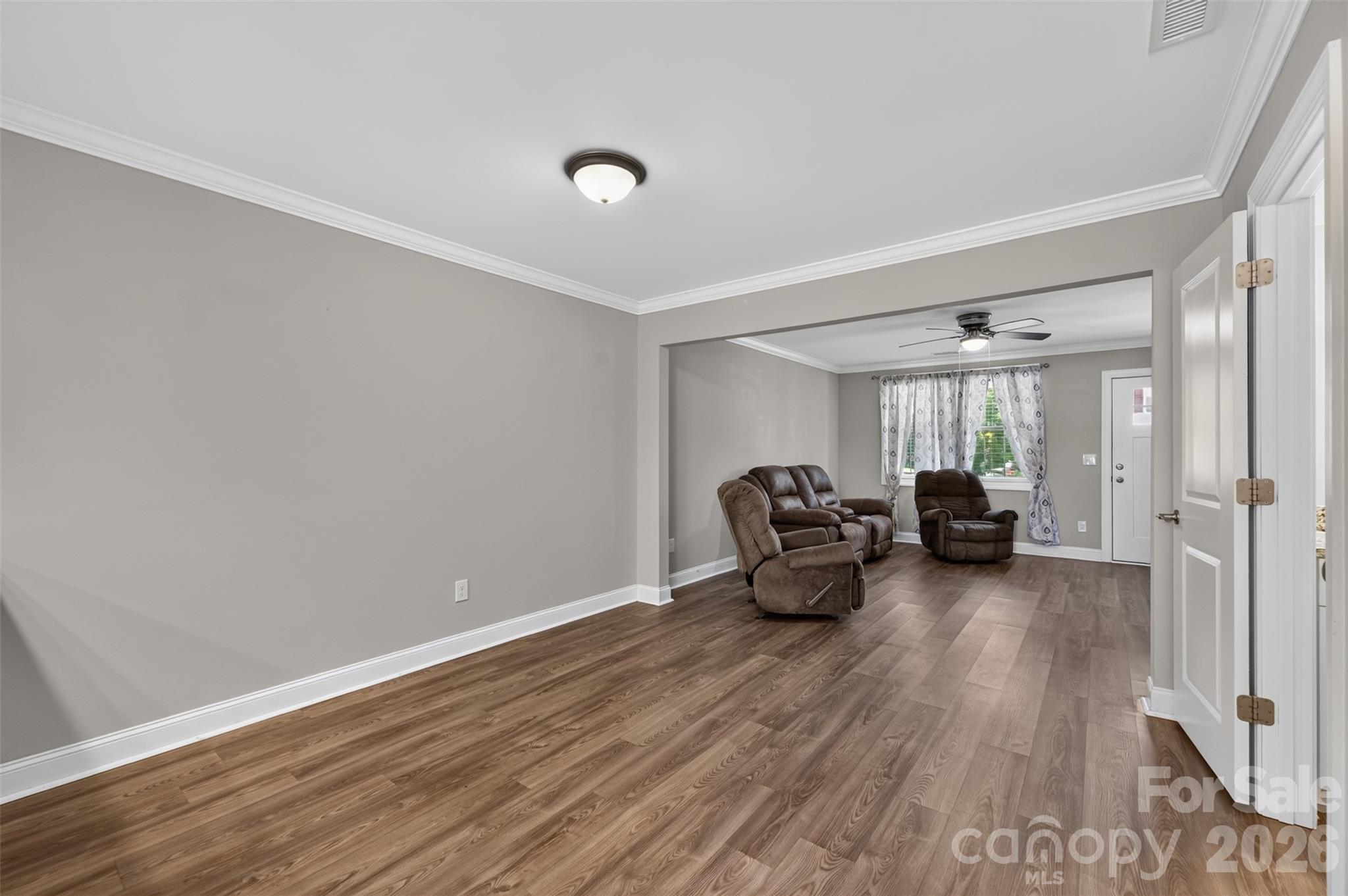 3919 Hemingway Drive NW — Hickory